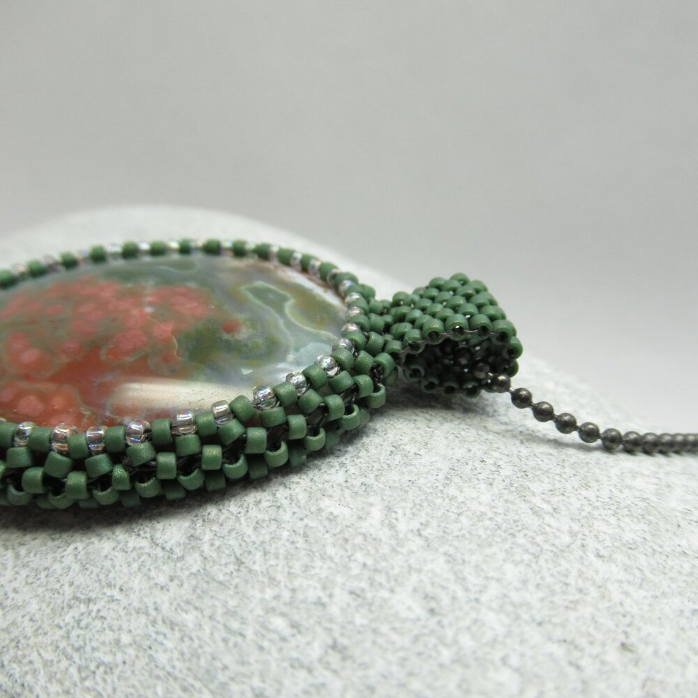 Ocean Jasper Handwoven pendant - Picture 4 of 10